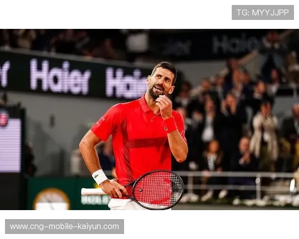 德约精准吊球封死角落